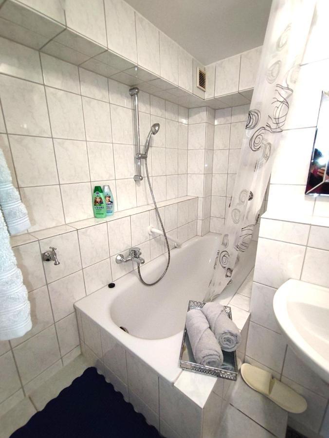 Klein Aber Fein 2 Apartment Duren Exterior photo